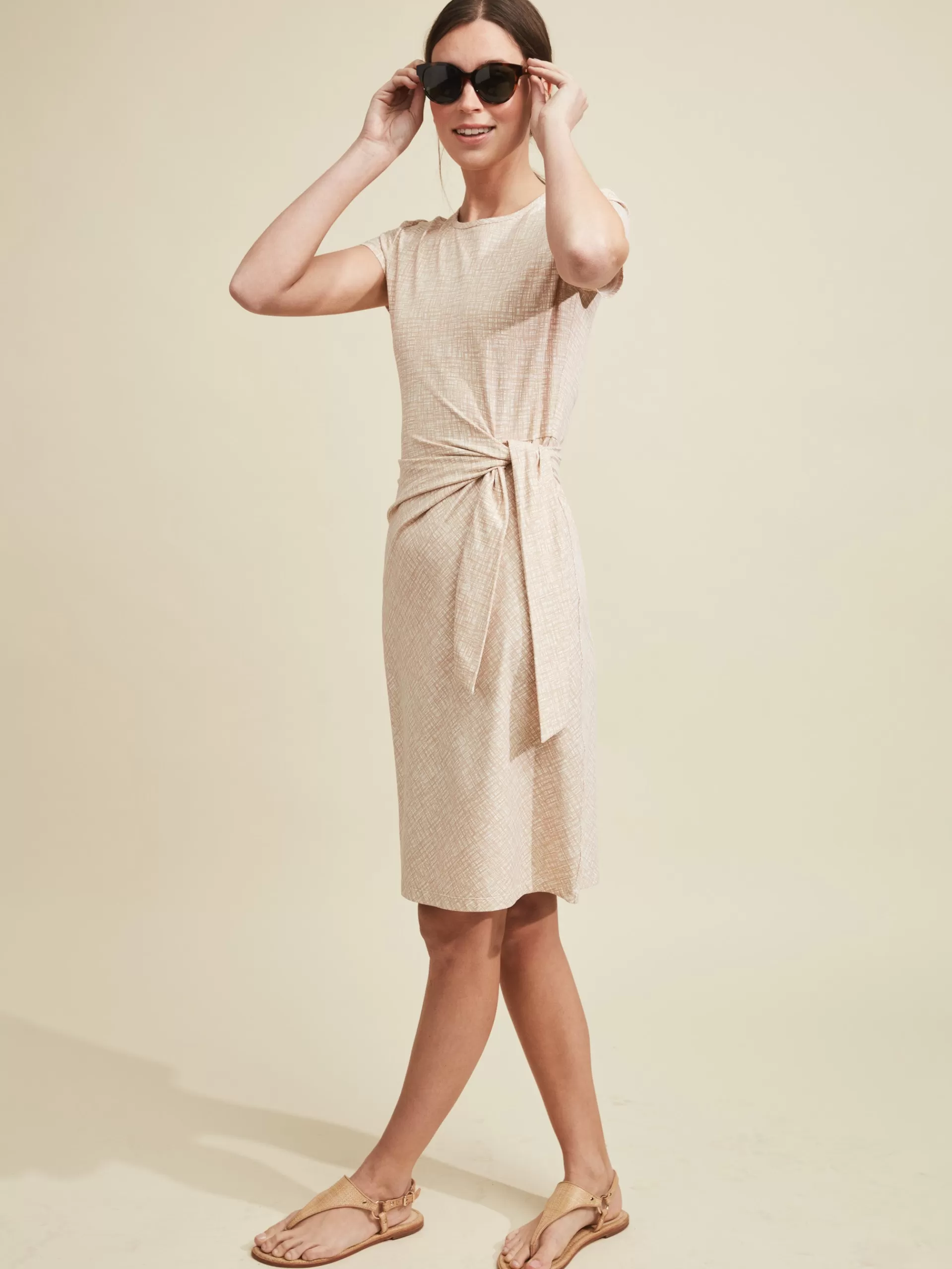 Outlet J. McLaughlin Elora Dress In Penscript Off White/Tan