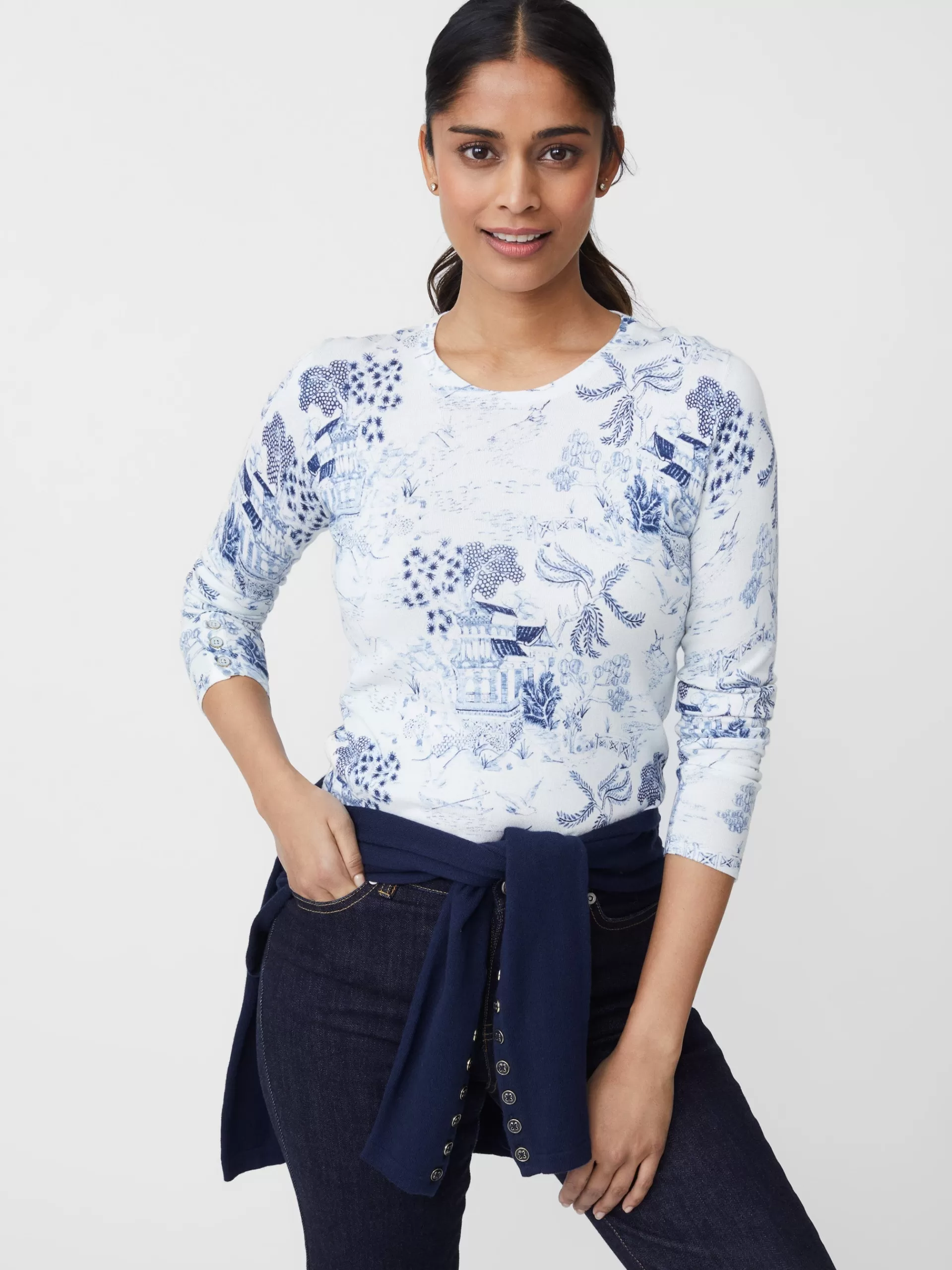 Fashion J. McLaughlin Lenny Sweater In Chinoiserie Toile Off White/Denim Blue