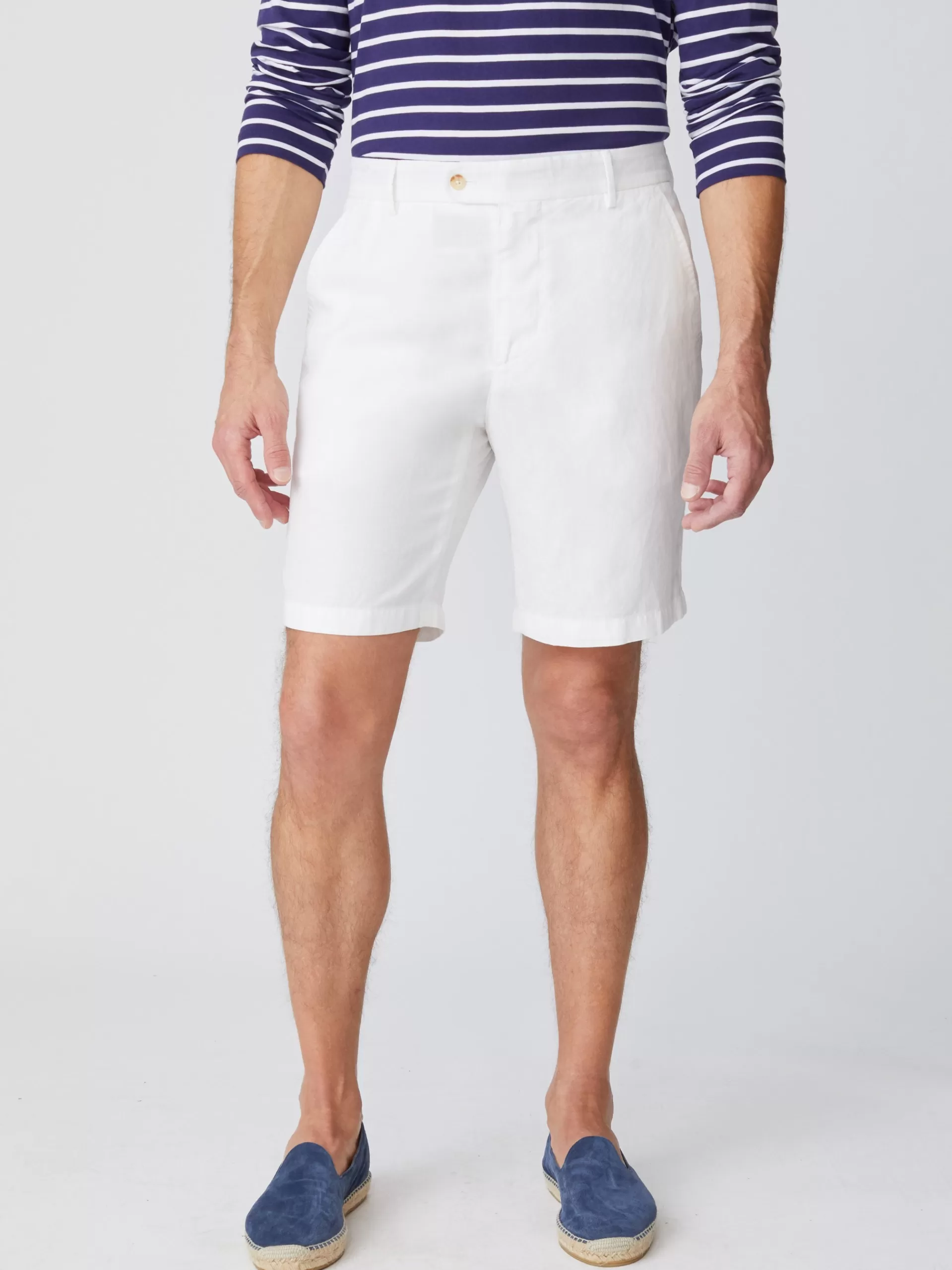 New J. McLaughlin Oliver 9" Shorts In Italian Summer Twill White